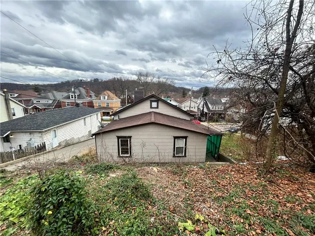 $49,900 | 439 East 7th Avenue, Tarentum, PA 15084
