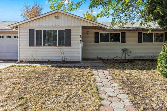 $399,900 | 6295 West Grandview Place, Boise, ID 83709