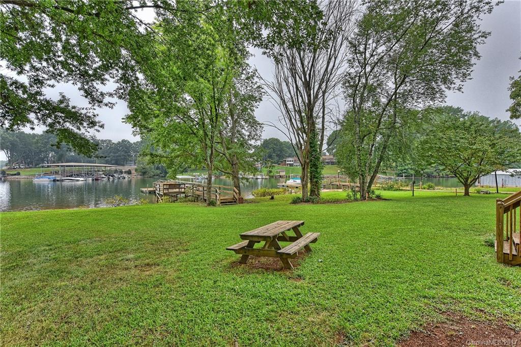 116 Surfside Road Mooresville, NC 28117 - Photo 20 of 24 Gallery Image 20