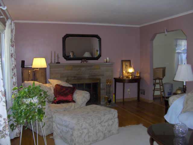 2851 Wellesley Road Columbus, OH 43209 - Photo 3 of 5 Gallery Image 3
