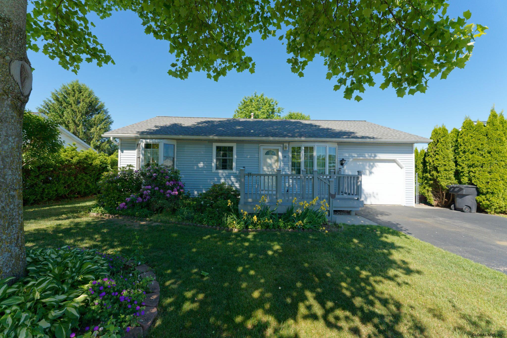 28 Colleen Road Troy, NY 12180 - Photo 1 of 35 Photo 1