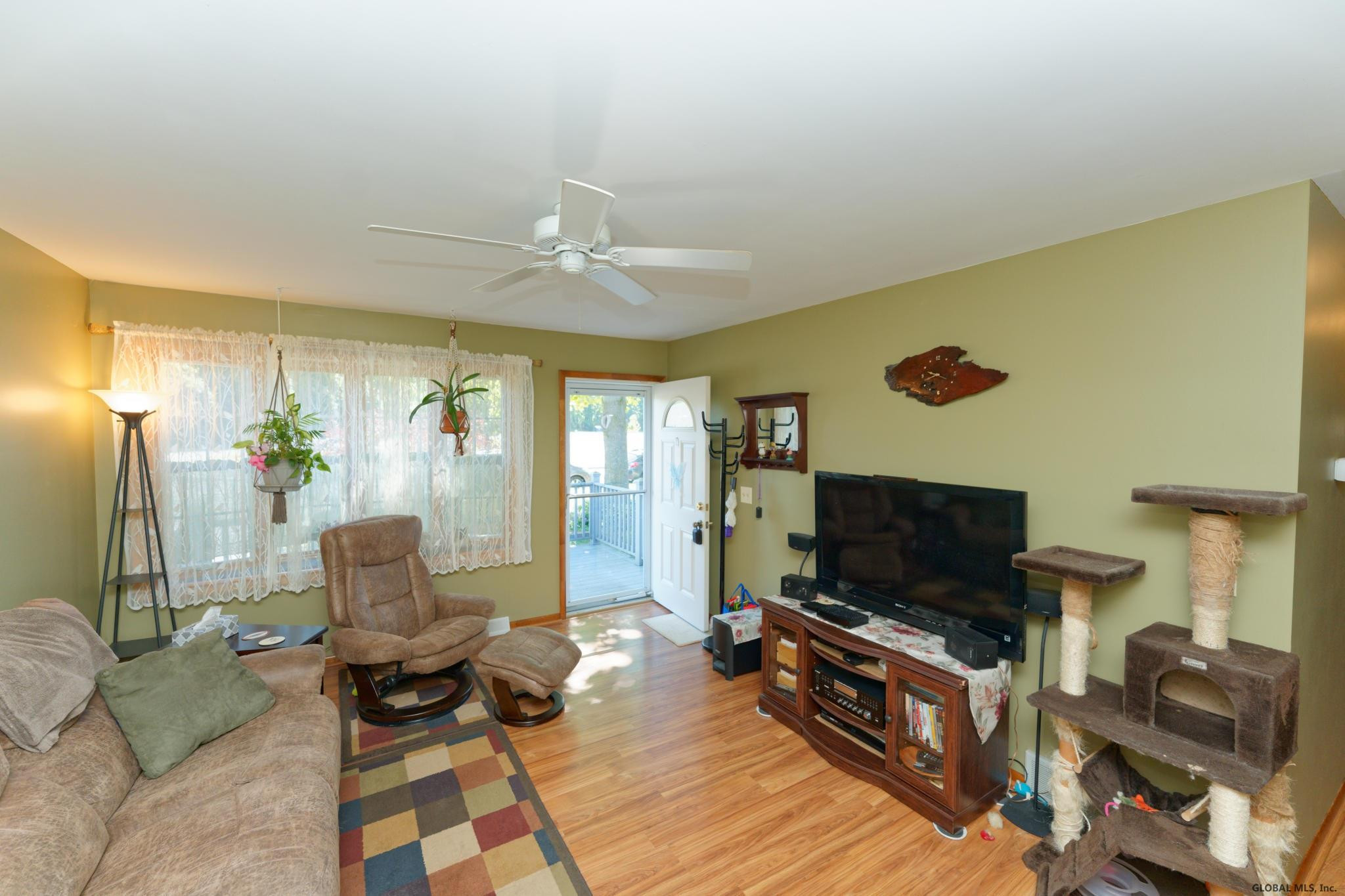 28 Colleen Road Troy, NY 12180 - Photo 12 of 35 Photo 12