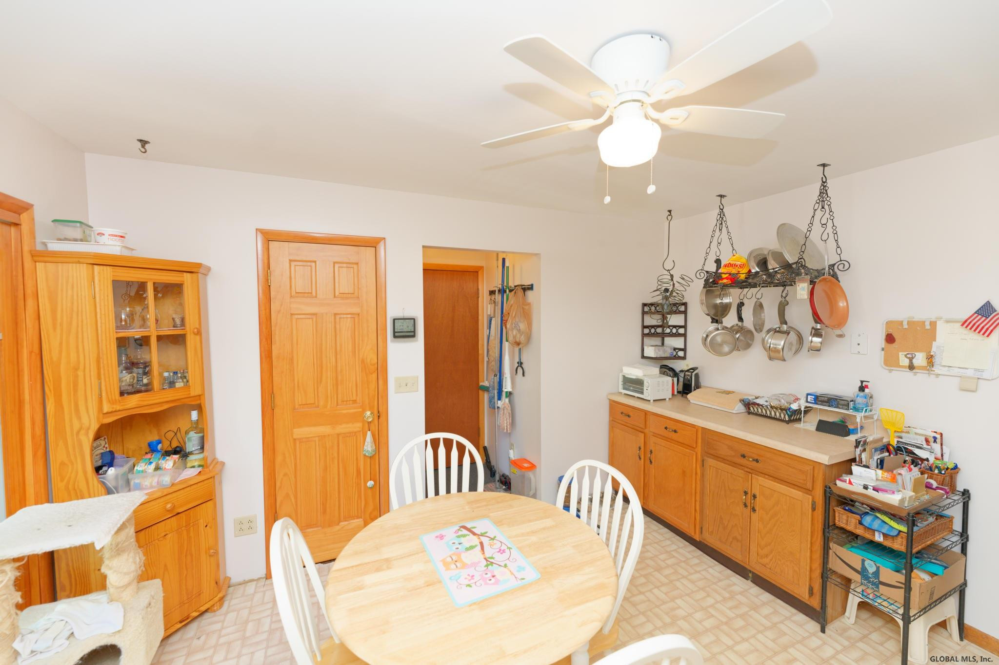 28 Colleen Road Troy, NY 12180 - Photo 21 of 35 Photo 21
