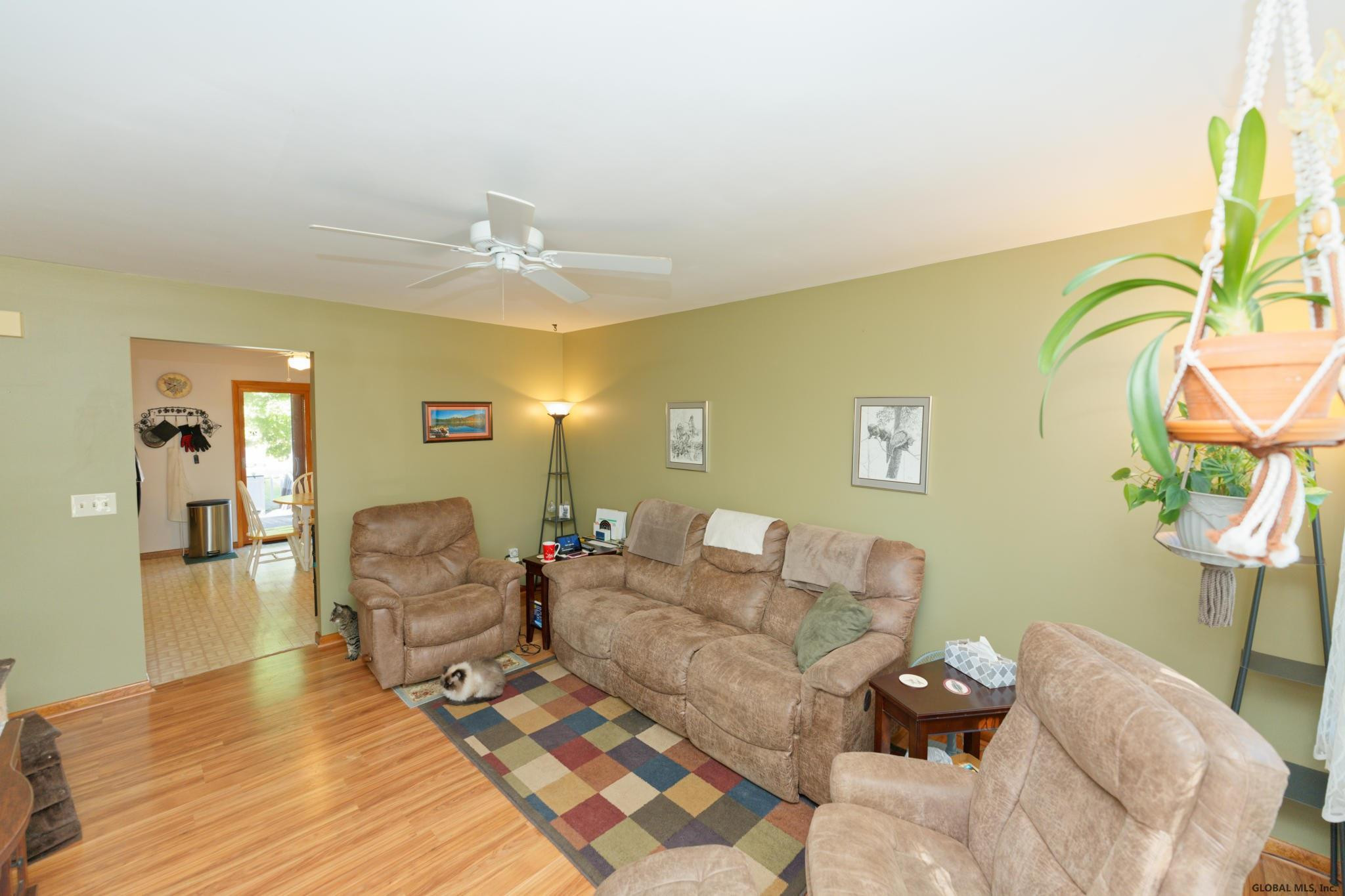 28 Colleen Road Troy, NY 12180 - Photo 9 of 35 Photo 9