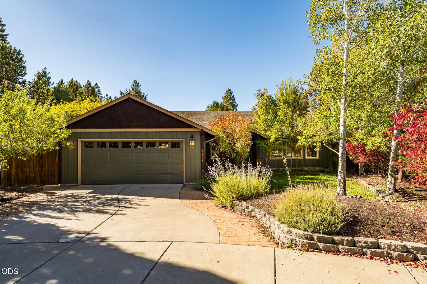 20232 Morgan Loop Bend, OR 97703 - Photo 3 of 49 Gallery Image 3