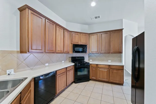 $1,900 | 4509 Western Lake Drive, Round Rock, TX 78665