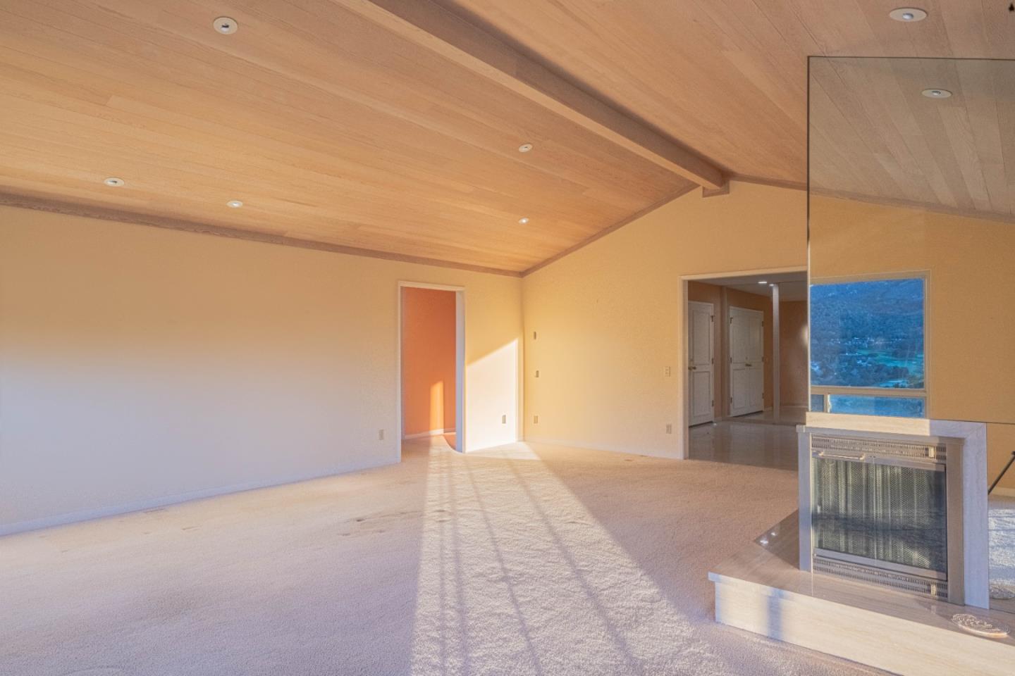 10000 Eddy Road Carmel, CA 93923 - Photo 15 of 37 a view of an empty room