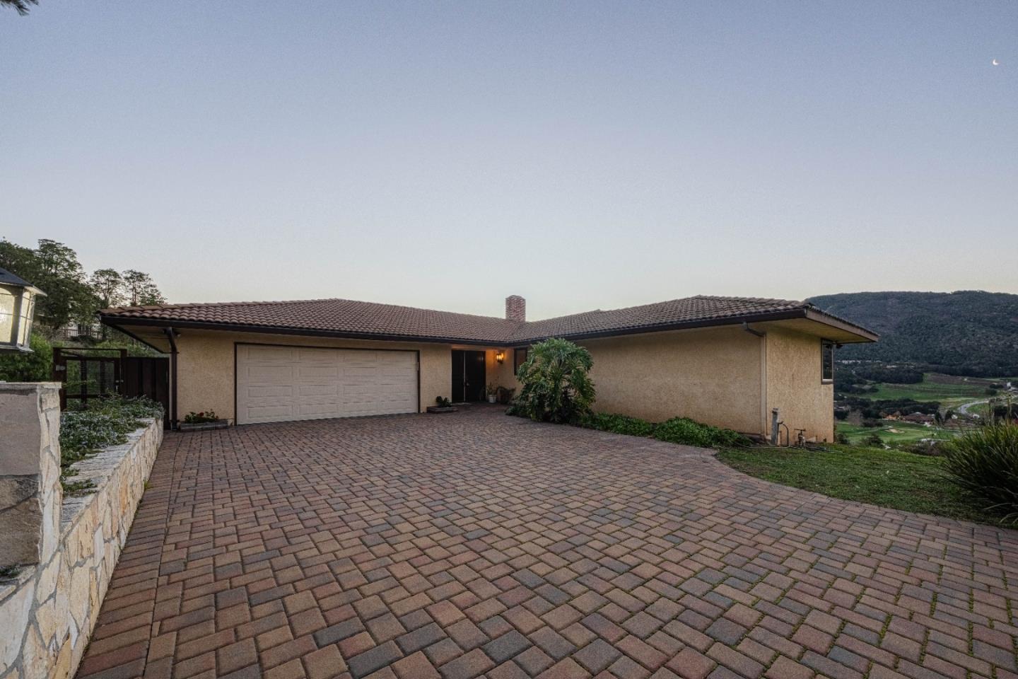 10000 Eddy Road Carmel, CA 93923 - Photo 7 of 37 a house with a outdoor space