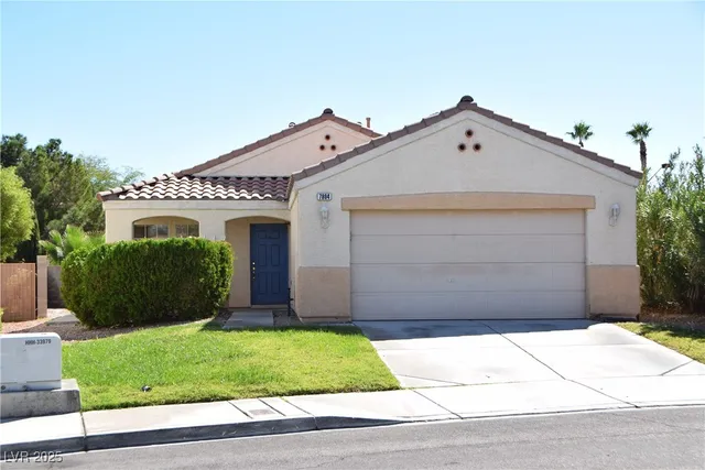 $1,800 | 7804 Wavering Pine Drive, Las Vegas, NV 89143