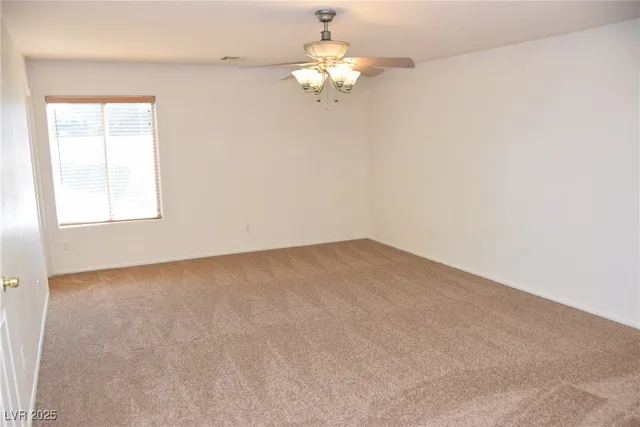 $1,800 | 7804 Wavering Pine Drive, Las Vegas, NV 89143