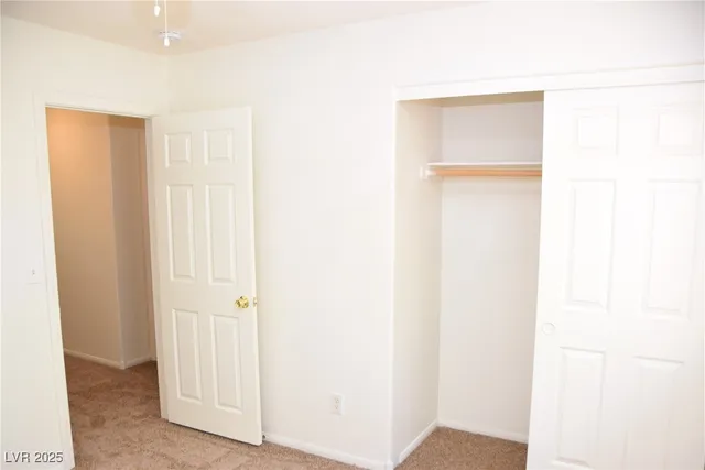 $1,800 | 7804 Wavering Pine Drive, Las Vegas, NV 89143