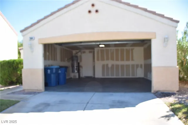 $1,800 | 7804 Wavering Pine Drive, Las Vegas, NV 89143