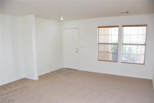 $1,800 | 7804 Wavering Pine Drive, Las Vegas, NV 89143