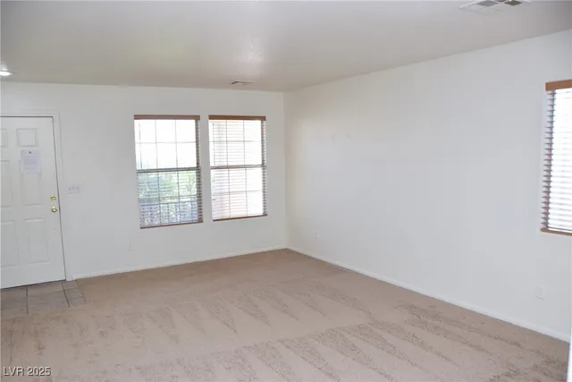 $1,800 | 7804 Wavering Pine Drive, Las Vegas, NV 89143