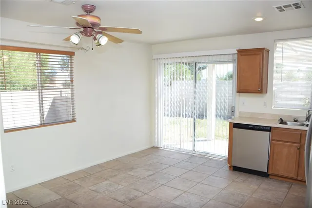 $1,800 | 7804 Wavering Pine Drive, Las Vegas, NV 89143