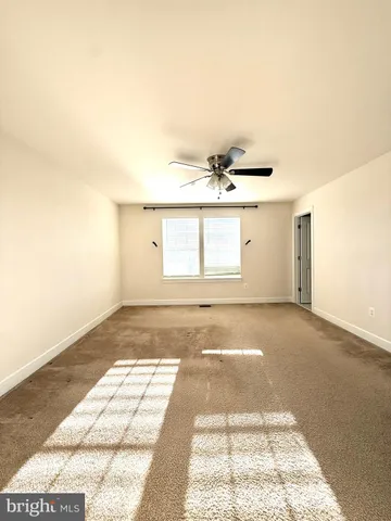 $2,800 | 8405 Girvan Court, Manassas, VA 20109