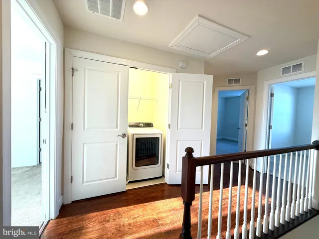 $2,800 | 8405 Girvan Court, Manassas, VA 20109