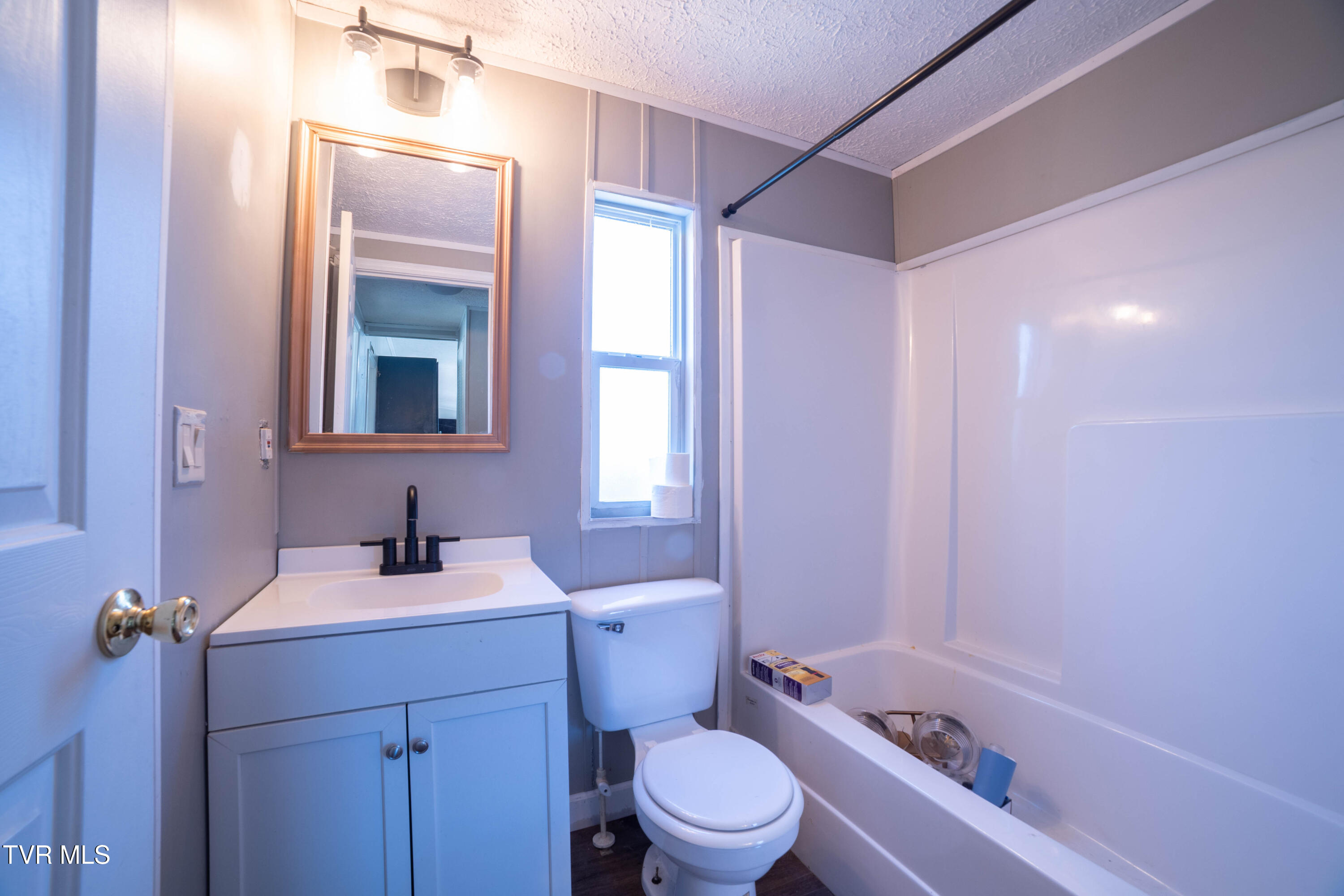 55 Kay Miller Lane Chuckey, TN 37641 - Photo 23 of 38 Bathroom