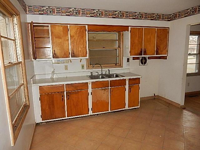 4100 Hickman Road Columbus, OH 43224 - Photo 2 of 25