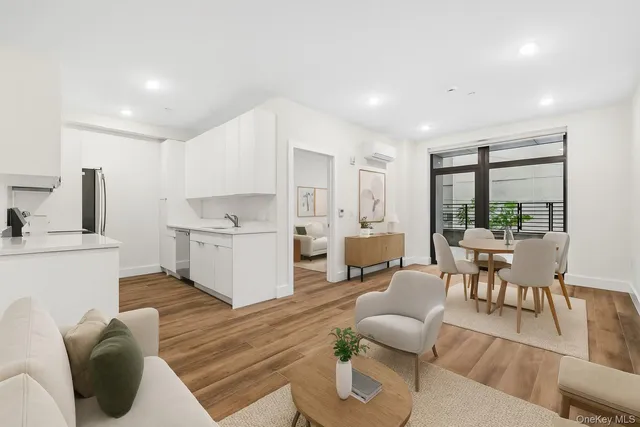 $3,250 | 199 East Post Road, Unit 306, White Plains, NY 10601