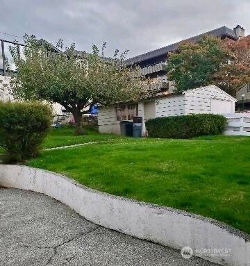 640 Bell Street Edmonds, WA 98020 - Photo 3 of 14