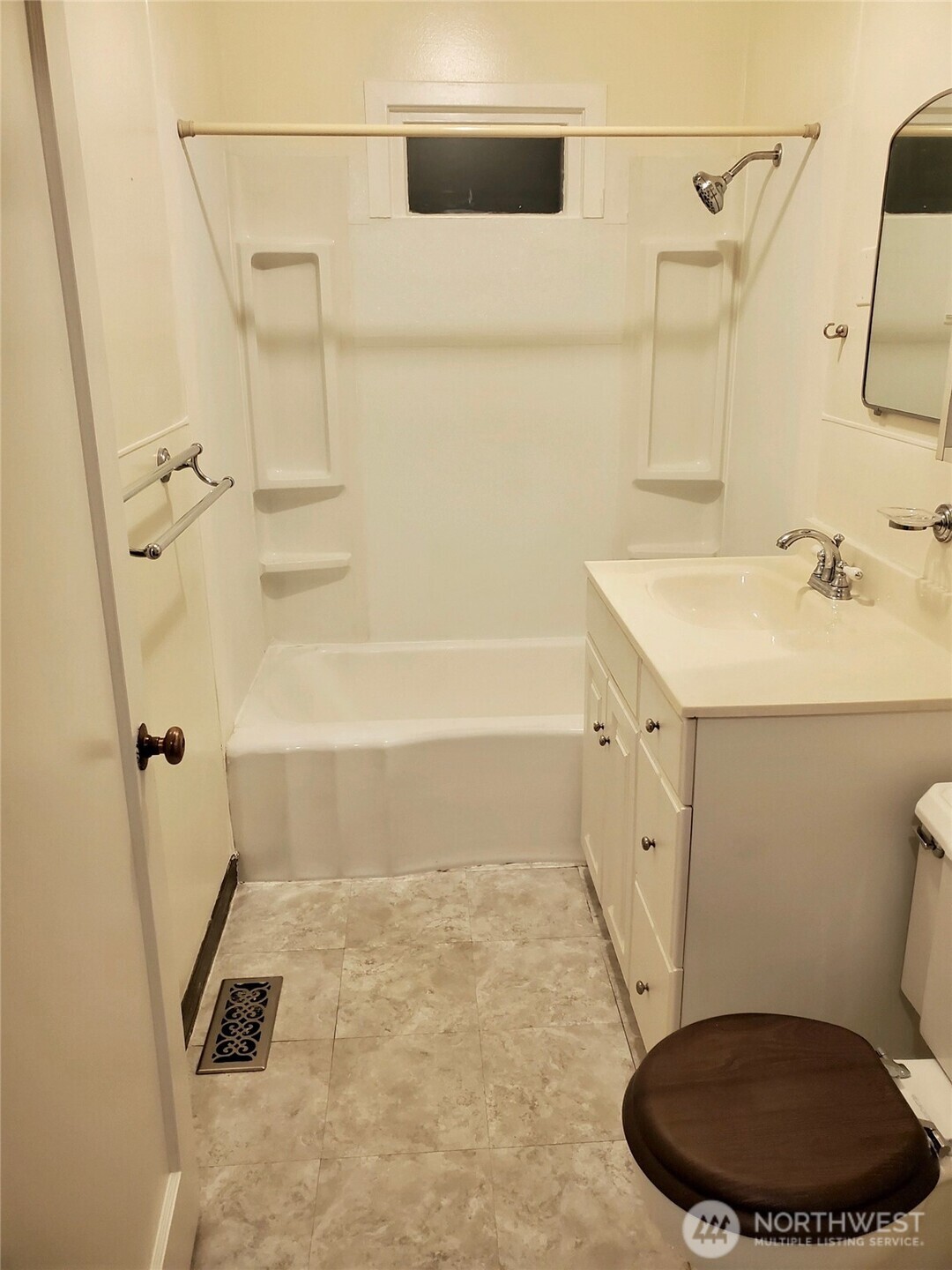 640 Bell Street Edmonds, WA 98020 - Photo 10 of 14