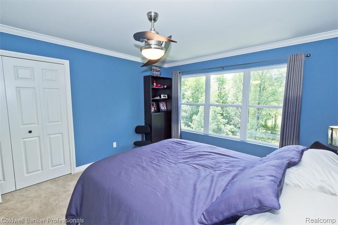 1098 Riverside Street Milford, MI 48381 - Photo 22 of 35 IMG_4604.jpg
