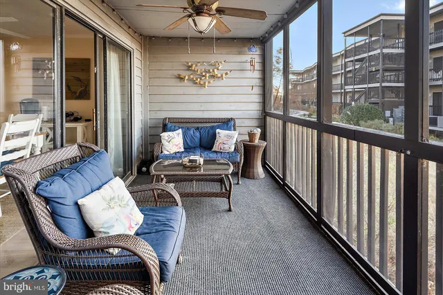 a view of a livingroom with furniture