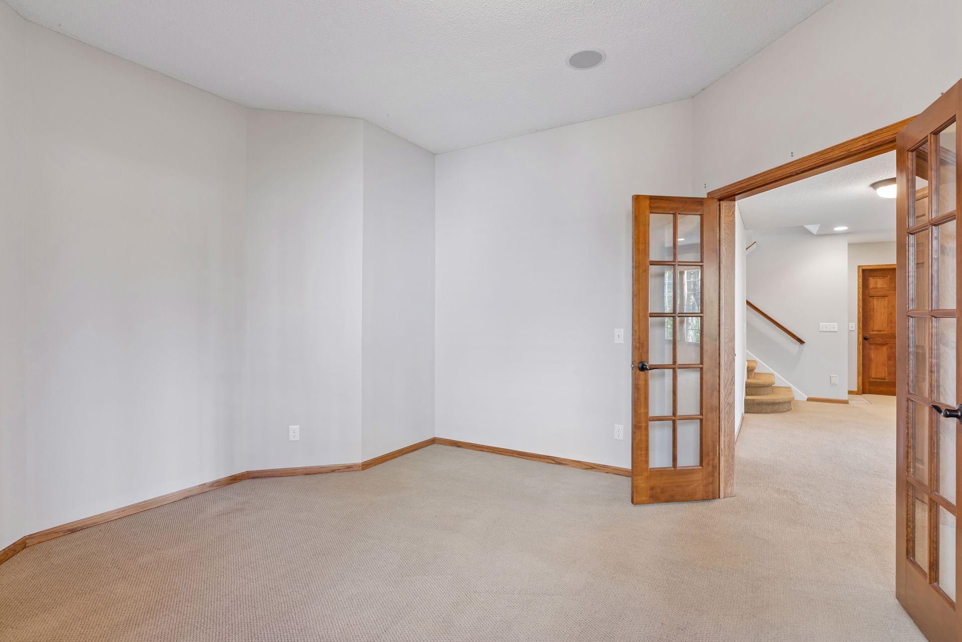 8378 Seneca Pointe Eden Prairie, MN 55347 - Photo 61 of 71 Gallery Image 61