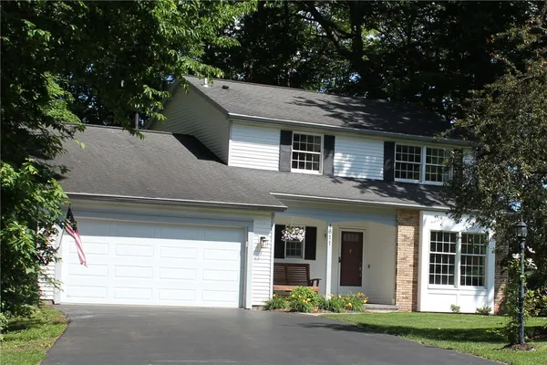 $284,900 | 1611 Beech Drive, Walworth, NY 14568