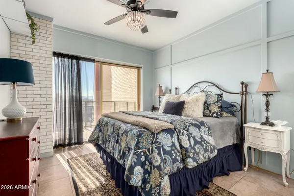 $129,000 | 4750 North Central Avenue, Unit 8B, Phoenix, AZ 85012