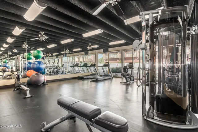 $159,900 | 4750 North Central Avenue, Unit B8, Phoenix, AZ 85012