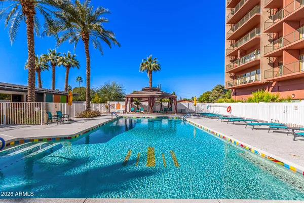 $129,000 | 4750 North Central Avenue, Unit 8B, Phoenix, AZ 85012