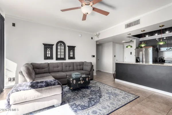$129,000 | 4750 North Central Avenue, Unit 8B, Phoenix, AZ 85012
