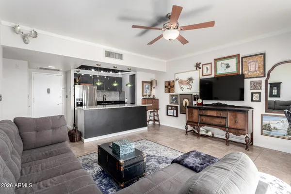 $129,000 | 4750 North Central Avenue, Unit 8B, Phoenix, AZ 85012