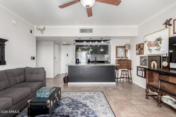 $129,000 | 4750 North Central Avenue, Unit 8B, Phoenix, AZ 85012