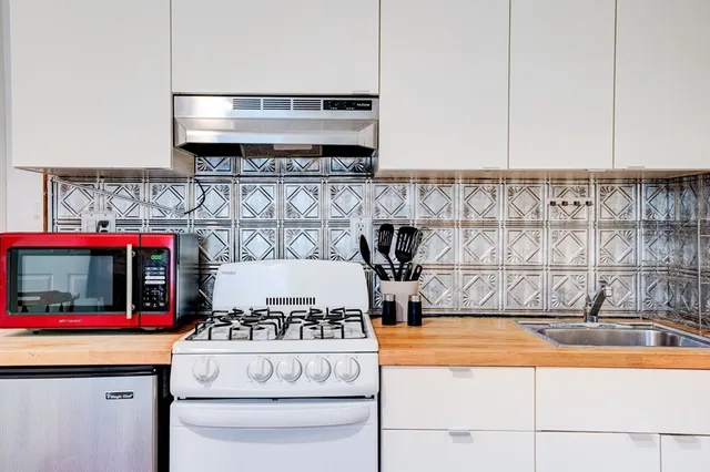 $1,650 | 928 Dorchester Avenue, Unit 10, Boston, MA 02125