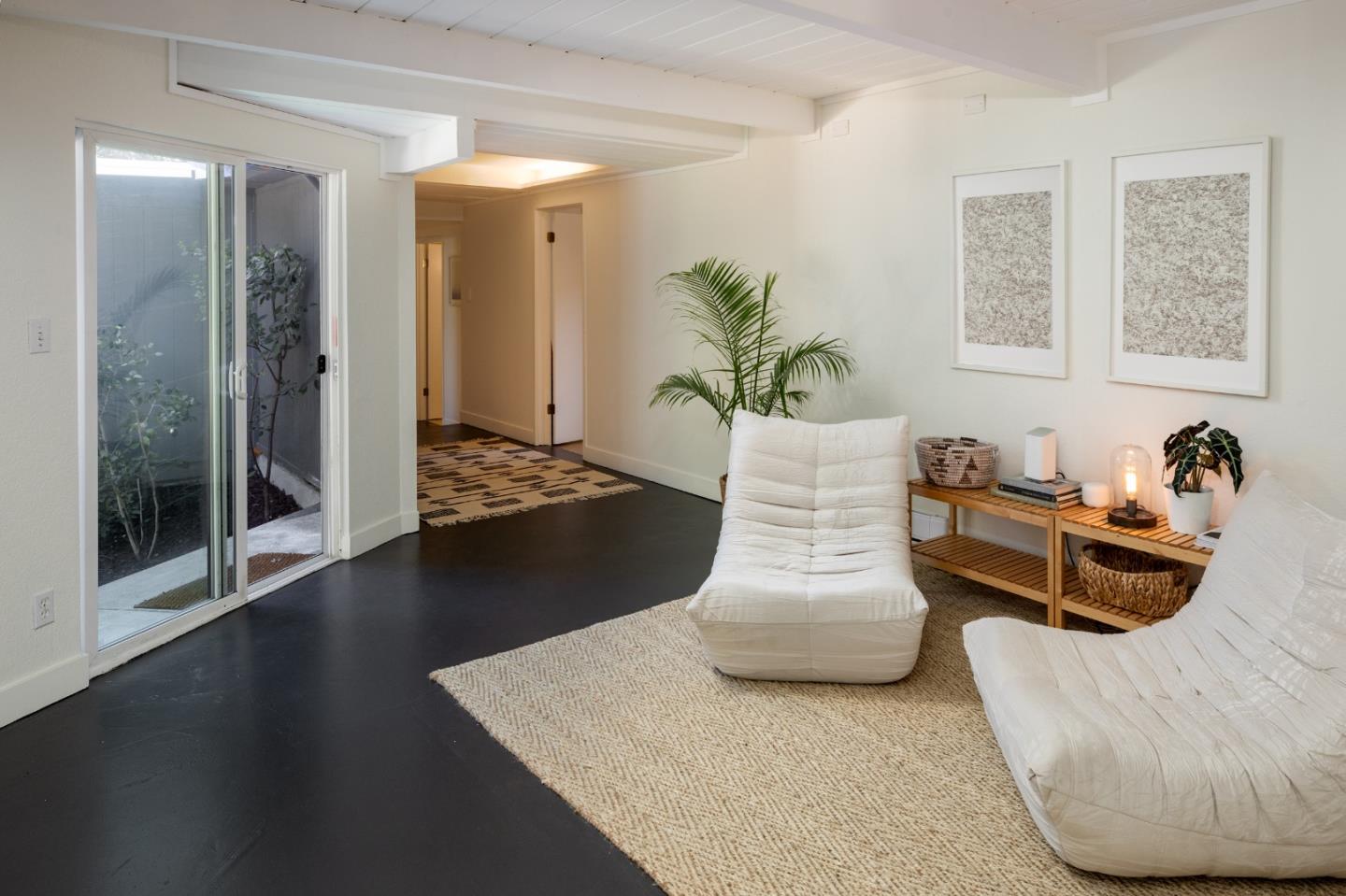 840 Sutter Avenue Palo Alto, CA 94303 - Photo 21 of 26 a living room with furniture and a potted plant