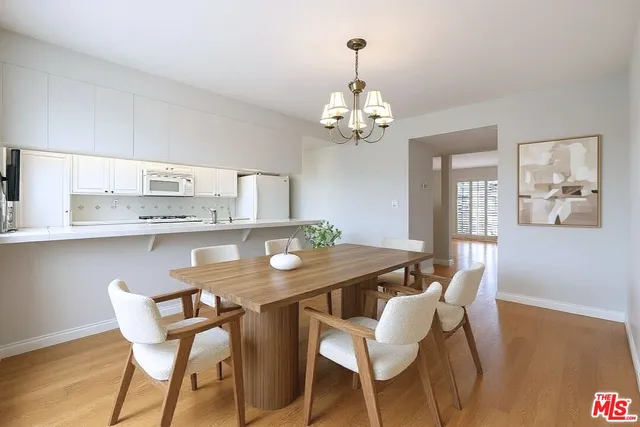 $6,200 | 1411 12th Street, Unit 2, Manhattan Beach, CA 90266