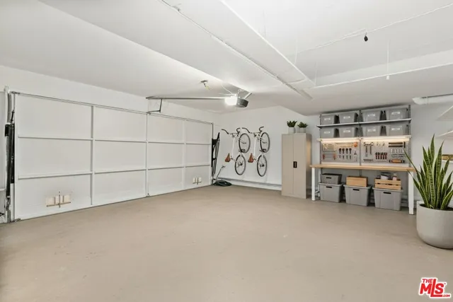 $6,200 | 1411 12th Street, Unit 2, Manhattan Beach, CA 90266