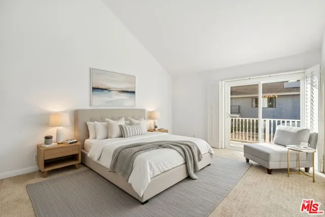 $6,200 | 1411 12th Street, Unit 2, Manhattan Beach, CA 90266