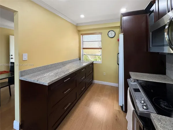 $2,600 | 4525 West 20th Avenue, Unit 529, Hialeah, FL 33012
