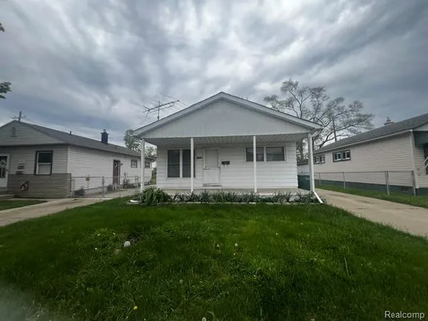 $1,500 | 1774 Council Avenue, Lincoln Park, MI 48146