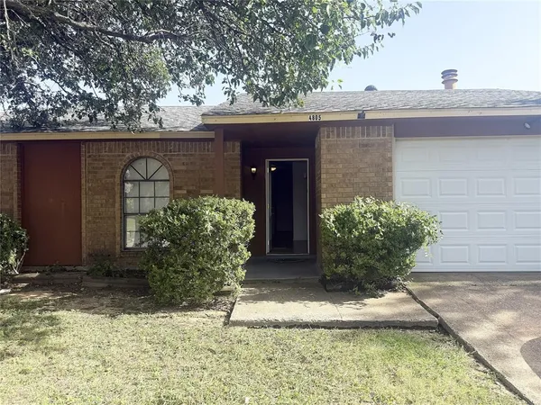 $2,100 | 4805 Woodruff Drive, The Colony, TX 75056