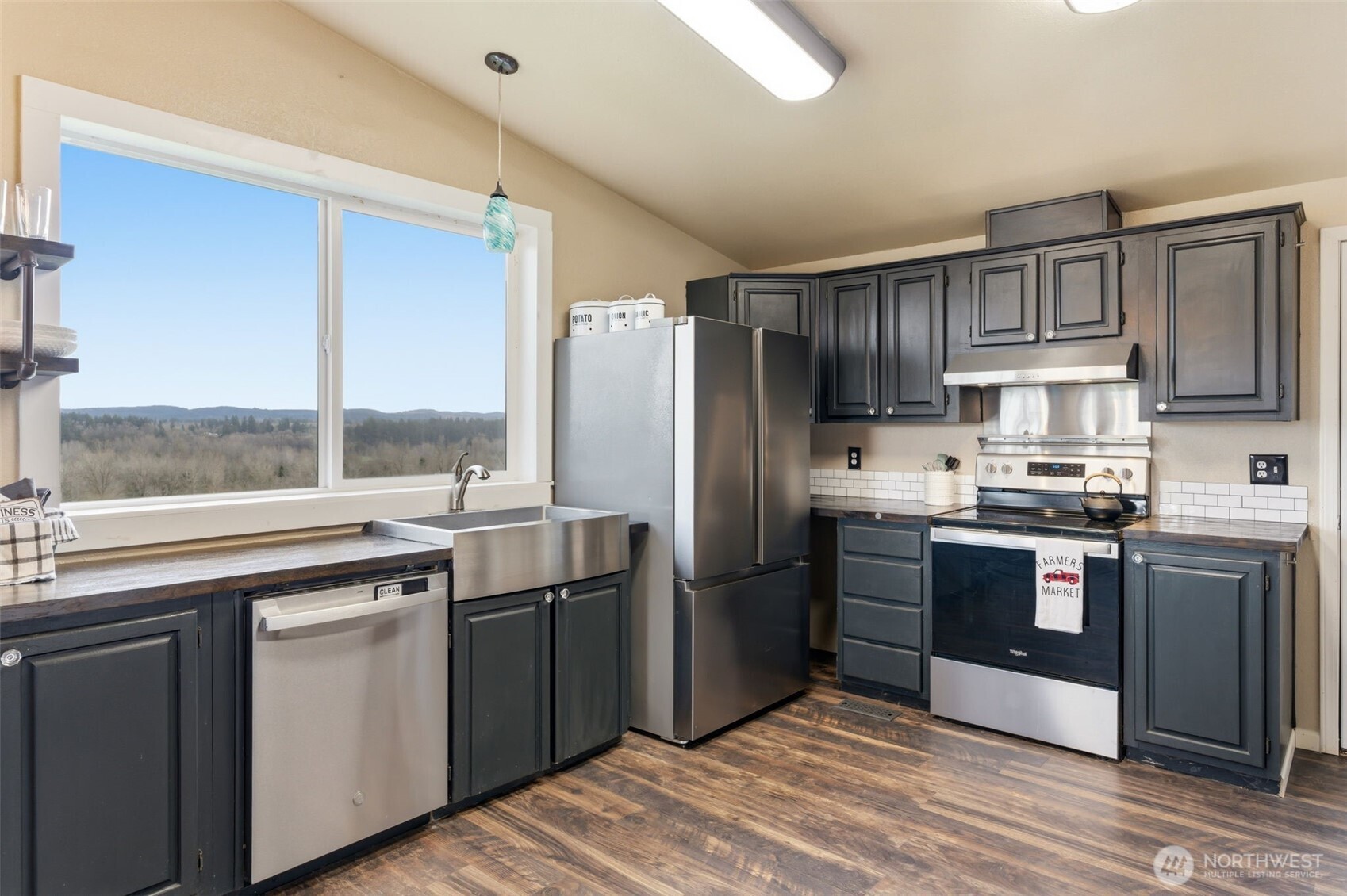 240 Rakoz Road Toledo, WA 98591 - Photo 7 of 34