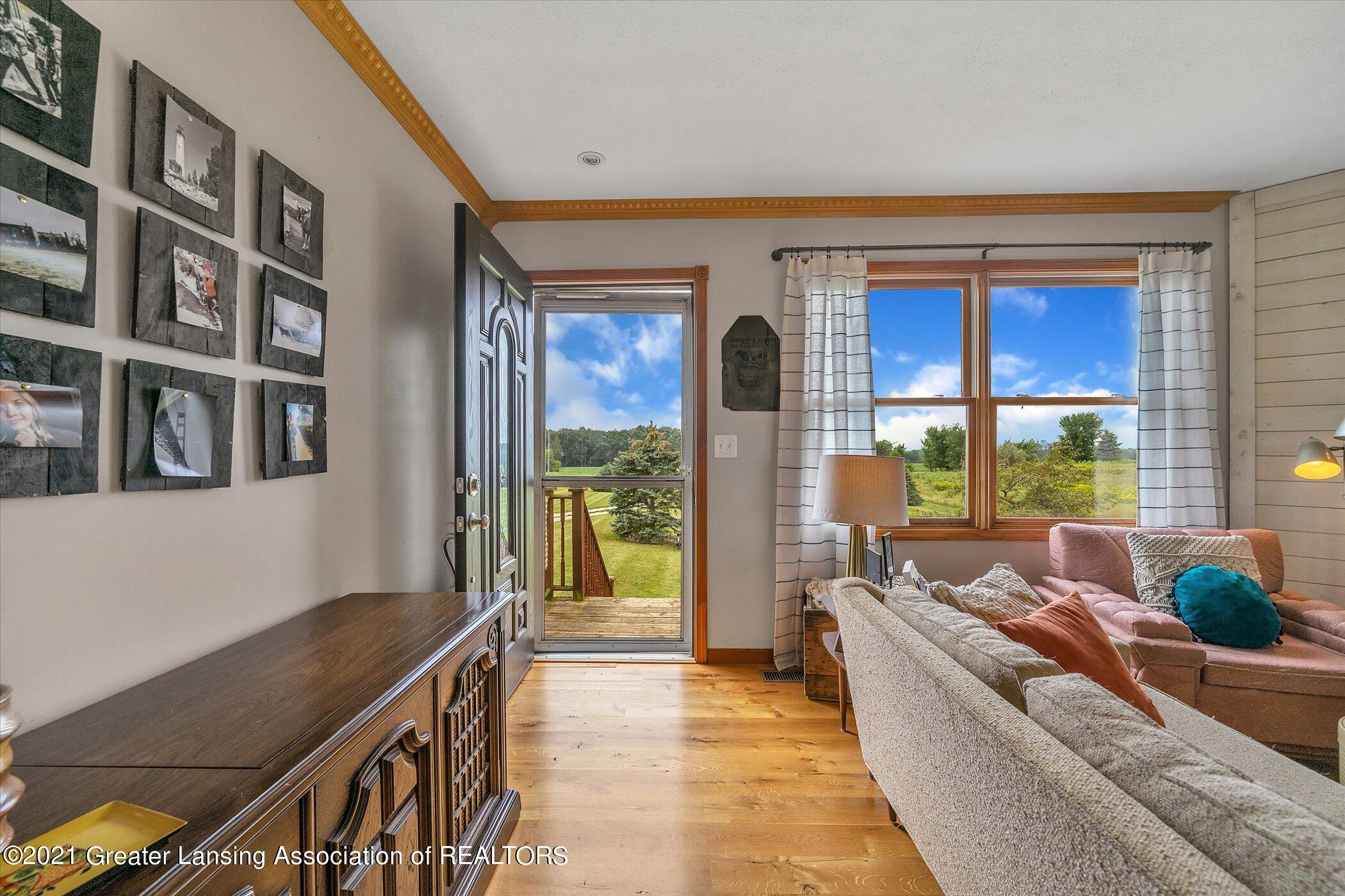 8359 South Alger Road Perrinton, MI 48871 - Photo 4 of 29 06-8359-S-Alger-Rd-Windowstill-Real-Esta