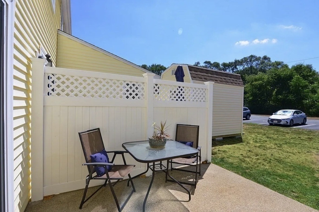 4 George Street, Unit 3 Plainville, MA 02762 - Photo 25 of 28