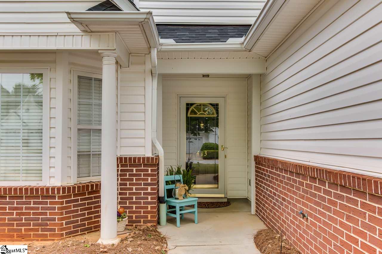 413 Cliffview Court Greer, SC 29650 - Photo 2 of 26 Gallery Image 2