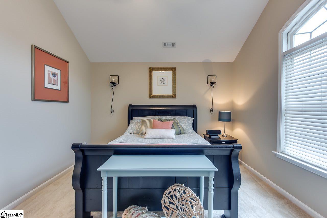 413 Cliffview Court Greer, SC 29650 - Photo 12 of 26 Gallery Image 12