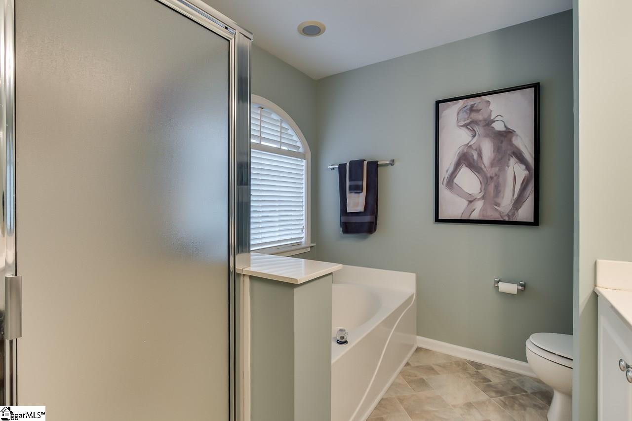 413 Cliffview Court Greer, SC 29650 - Photo 16 of 26 Gallery Image 16